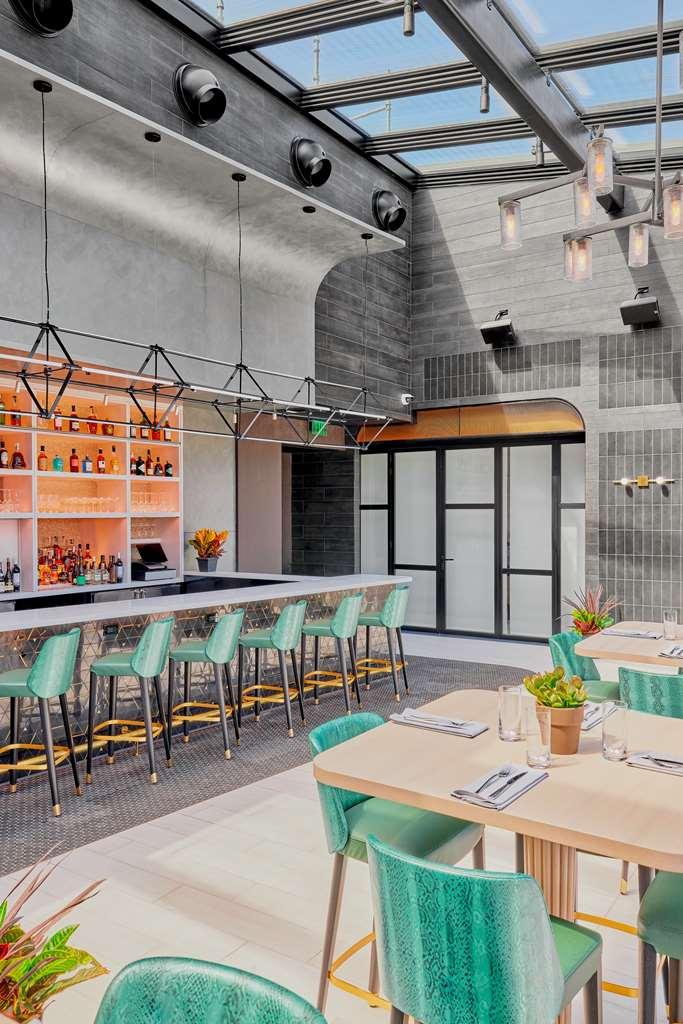 The Godfrey Detroit Curio Collection By Hilton Hotel Restaurant billede